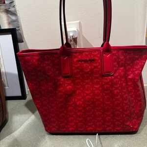 Michael Kor’s shoulder bag